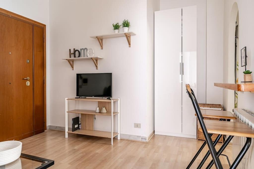 Le Di Marta - Stazione Tiburtina Appartement *